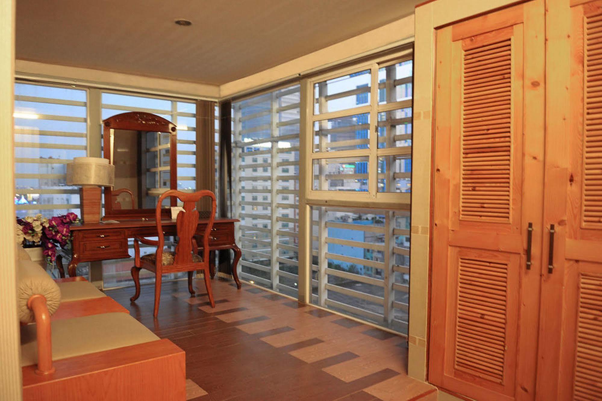 Thuy Sakura Hotel & Serviced Apartment Ho Si Minh-város Kültér fotó
